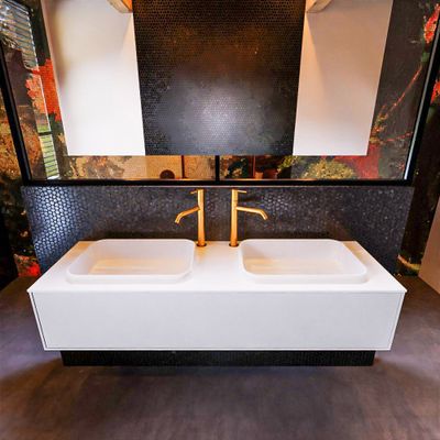 Badkamermeubelset Mondiaz Erin 150 cm met 1 Lade met RIDGE Wastafel Dubbel Talc met 2 kraangaten Greeploos Mat Cale