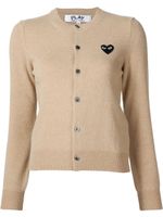 Comme Des Garçons Play cardigan à patch brodé - Tons neutres