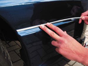 Universele zelfklevende chroomlijst - Breedte 12mm / Lengte 8 meter SYCP128