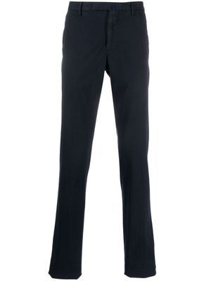 Incotex pantalon slim à plis marqués - Bleu