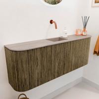 Toiletmeubel Mondiaz Joya Dlux | 113.2 cm | Meubelkleur Dusk | Faye wastafel Saba Wasbak Midden | Zonder kraangat(en) Toiletmeubel Mondiaz Joya Dlux | 113.2 cm | Meubelkleur Dusk | Faye wastafel Saba Wasbak Midden | Zonder kraangat(en)