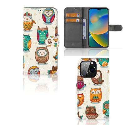 iPhone 14 Pro | Telefoonhoesje | Met pasjeshouder | Vrolijke Uilen