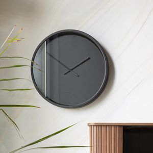 Zuiver Wandklok 'Bandit' 60cm, kleur Zwart