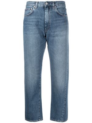 TOTEME jean court Original à coutures torsadées - Bleu