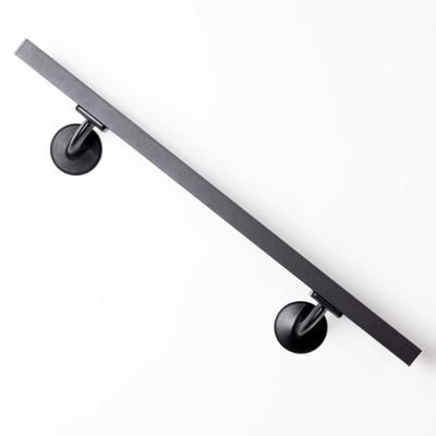 Zwarte aluminium trapleuning | Plat 4 mm x 2 mm