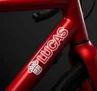 Gepersonaliseerd rood wielertenue fiets sticker