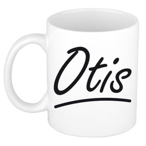 Naam cadeau mok / beker Otis met sierlijke letters 300 ml