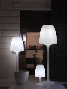 Vondom Vases Lampara de Pie Wit Verlicht