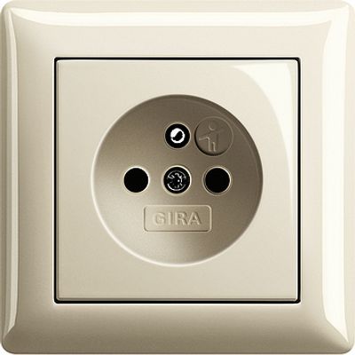 Stopcontact met penaarde glanzend creme Gira 55 Belgie
