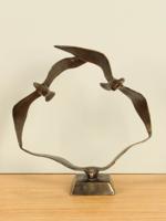 Bronzen beeld 3 vogels verbonden op een voetje Bronzen beeld 3 vogels verbonden op een voetje