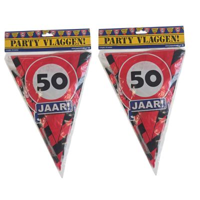 Leeftijd feestartikelen vlaggenlijn slinger - 2x - 50 jaar - 10 meter - vlaggetjes - verjaardag