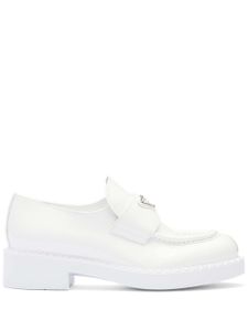 Prada mocassins Chocolate en cuir verni - Blanc