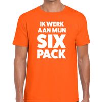 Ik werk aan mijn SIX Pack tekst t-shirt oranje heren - thumbnail