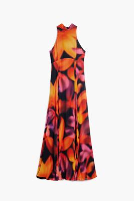 Lange halterjurk met bloemen - MATERIAL FINISHES - M