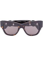 Versace Eyewear lunettes de soleil rondes à plaque logo - Marron