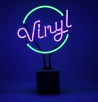 Neon 'Vinyl' Sign (Op Betonnen Basis) - Groen Neon 'Vinyl' Sign (Op Betonnen Basis) - Groen