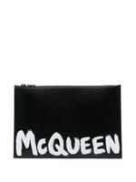 Alexander McQueen pochette en cuir à logo imprimé - Noir - thumbnail