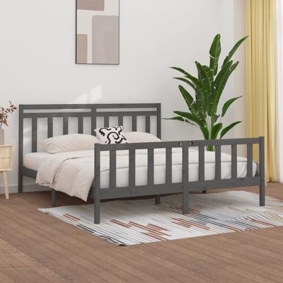 Bedframe massief grenenhout grijs 200x200 cm