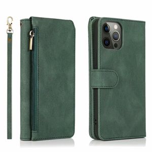 iPhone 14 Plus hoesje - Bookcase - Pasjeshouder - Portemonnee - Rits - Kunstleer - Groen