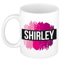 Shirley naam cadeau koffie mok - beker - met roze verfstrepen - Cadeau collega - moederdag
