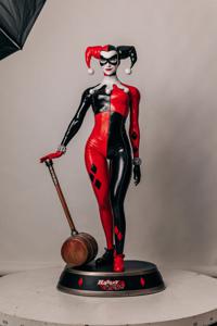 DC Comics Life-Size Statue Harley Quinn 196 cm