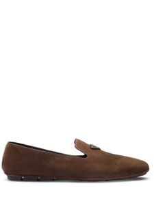 Prada Loafers met logoplakkaat - Bruin