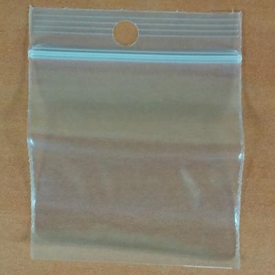 100 Gripzakjes 40x40 mm 50 micron met 5 mm gat