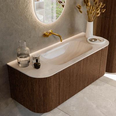 Badmeubel Mondiaz Kurve-Dlux | 120 cm | Meubelkleur Walnut | Wastafelkleur Meli | Solid surface | Wasbak midden spoelbak | Zonder kraangat(en)