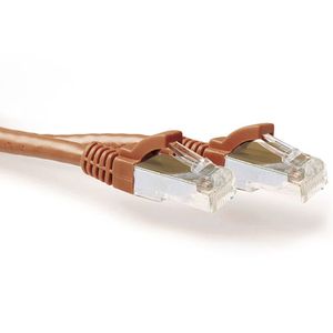 ACT Bruine 1,50 meter SFTP CAT6A patchkabel snagless met RJ45 connectoren