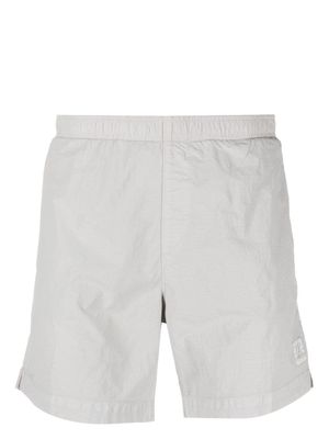 C.P. Company short élastiqué à patch logo - Gris