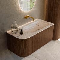 Badmeubel Mondiaz Kurve-Dlux | 95 cm | Meubelkleur Walnut | Wastafelkleur Nata | Solid surface | Wasbak rechter zijde spoelbak | Zonder kraangat(en)