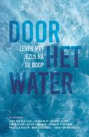 Door het water (Hardback)