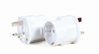 Gembird A-AC-EUFUKM-01 Wisselstroomadapter, EU Schuko-stopcontact naar UK-stekker, 13 A