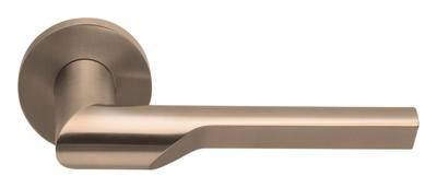 Formani deurkruk Rivio by Gensler GL101-G deurkruk geveerd op rozet - PVD licht brons