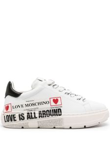 Love Moschino baskets à imprimé graphique - Blanc