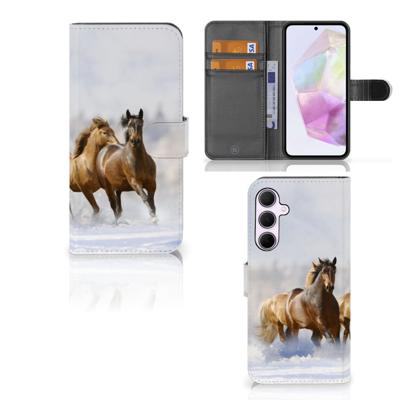 Samsung Galaxy A35 | Telefoonhoesje | Met pasjeshouder | Paarden