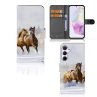 Samsung Galaxy A35 | Telefoonhoesje | Met pasjeshouder | Paarden