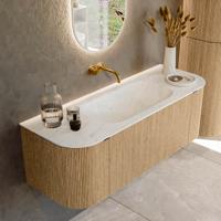 Badmeubel Mondiaz Kurve-Dlux | 130 cm | Meubelkleur Oak | Wastafelkleur Opalo | Solid surface | Midden spoelbak | Zonder kraangat(en)