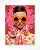 Urban Cotton Wandkleed 'Pink Flower' 80 x 110cm in Floating Frame - off white