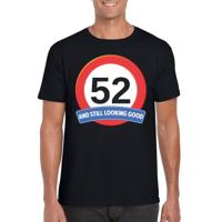 52 jaar and still looking good - t-shirt verkeersbord print - zwart - heren - verjaardag