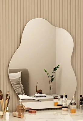 NordiGlow Onregelmatige LED-Spiegel - Scandinavisch Design