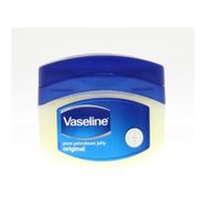 Petroleum jelly creme