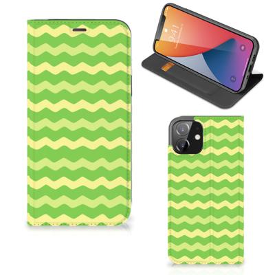 iPhone 12 | iPhone 12 Pro | Hoesje met Magneet | Waves Green