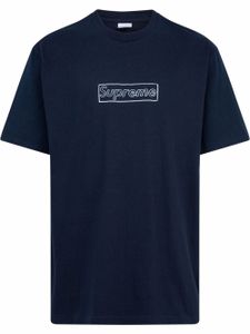 Supreme x KAWS t-shirt Chalk Logo - Bleu