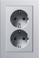 Dubbel stopcontact aluminium met Gira esprit aluminium afdekraam recht