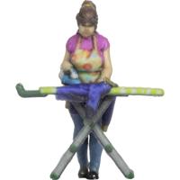 NOCH 10425 H0 Strijkende vrouw figuren Geverfd, Staand