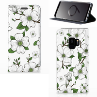 Samsung Galaxy S9 Smart Cover Dogwood Flowers