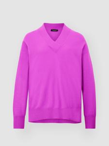 Cashmere trui met diepe V-hals