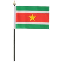 Suriname - mini vlaggetje van 10 x 15 cm op stokje - Landen vlag - H27 cm