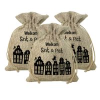 Pakket van 3x stuks mini Sinterklaas jute cadeau zakken Welkom Sint en Piet print met koord 18 x 25